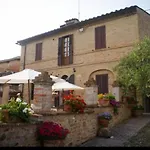Leccino E Moraiolo Apartment *