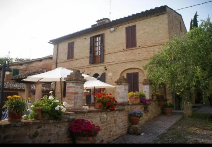 Leccino E Moraiolo 公寓 *